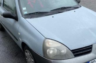 Aile avant droit RENAULT CLIO 2 CAMPUS