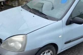 Aile avant droit RENAULT CLIO 2 CAMPUS