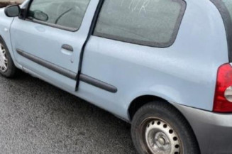 Aile avant droit RENAULT CLIO 2 CAMPUS