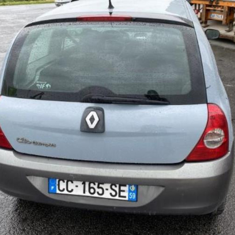 Aile avant droit RENAULT CLIO 2 CAMPUS Photo n°10