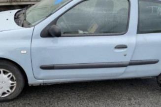 Aile avant droit RENAULT CLIO 2 CAMPUS