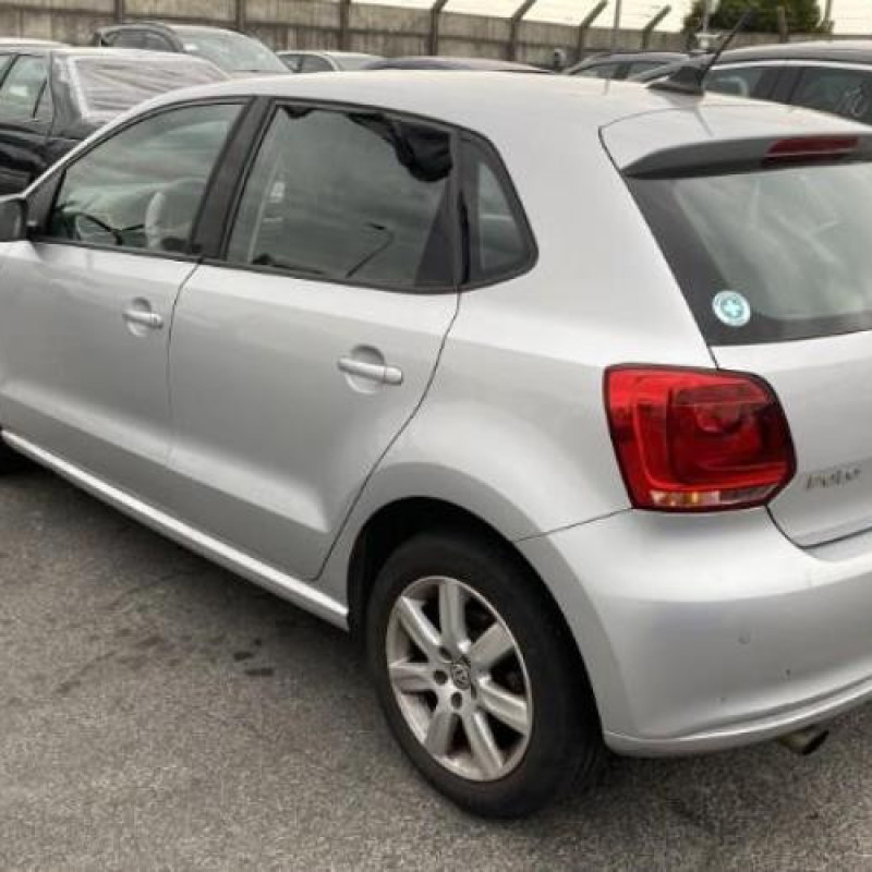 Air bag conducteur VOLKSWAGEN POLO 5 Photo n°6
