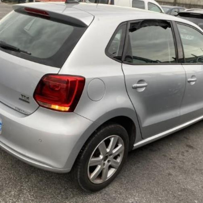 Air bag conducteur VOLKSWAGEN POLO 5 Photo n°7