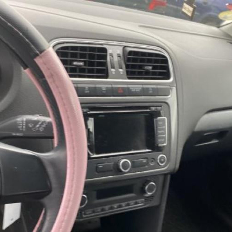 Air bag conducteur VOLKSWAGEN POLO 5 Photo n°19