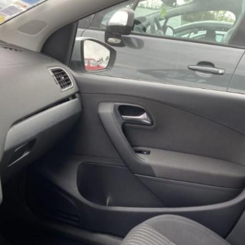 Air bag conducteur VOLKSWAGEN POLO 5 Photo n°20