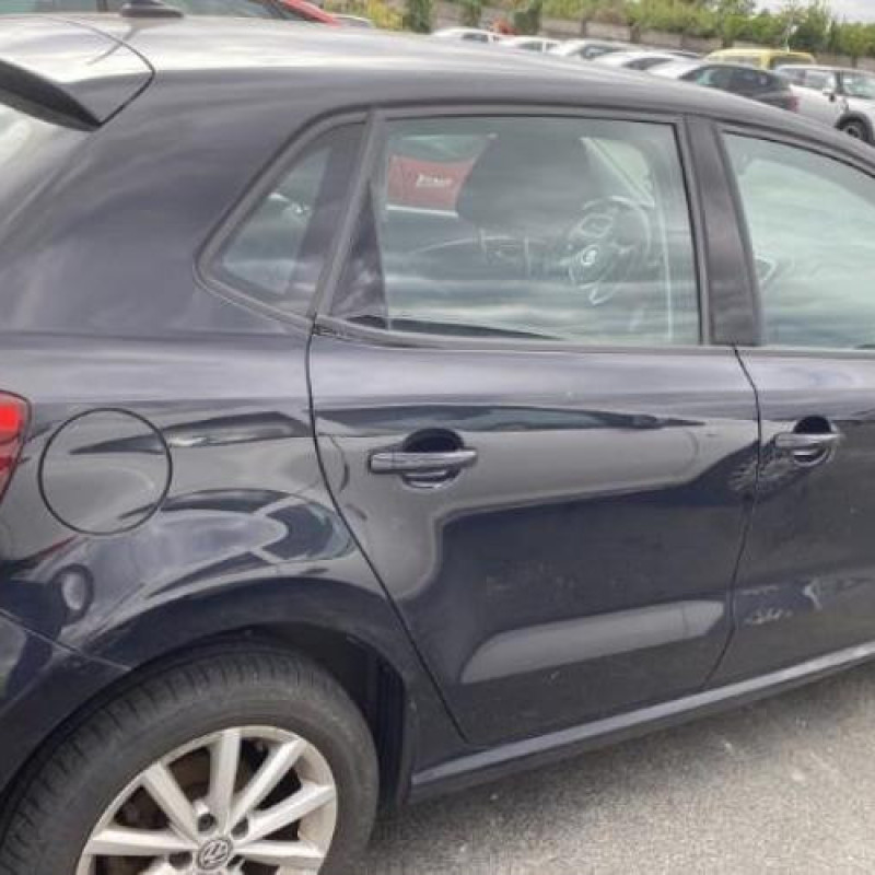 Air bag conducteur VOLKSWAGEN POLO 5 Photo n°9