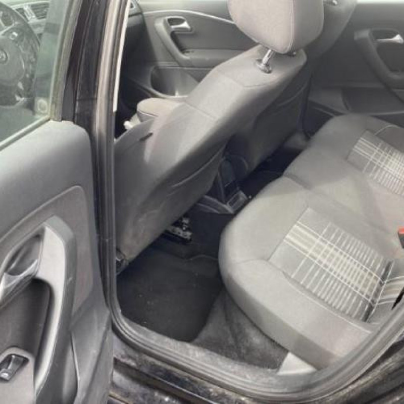 Air bag conducteur VOLKSWAGEN POLO 5 Photo n°14