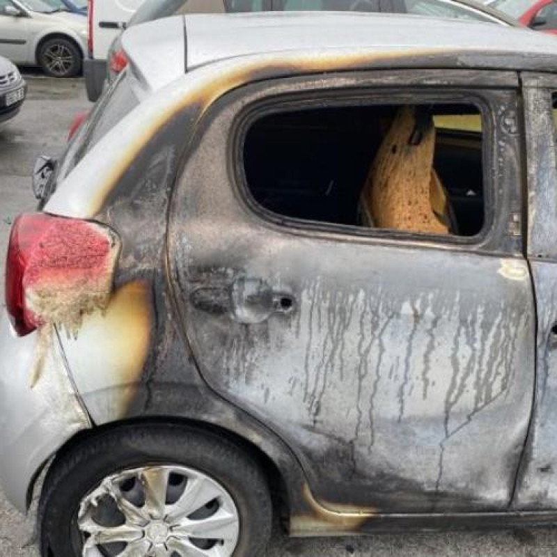 Boitier air bag PEUGEOT 108 Photo n°10