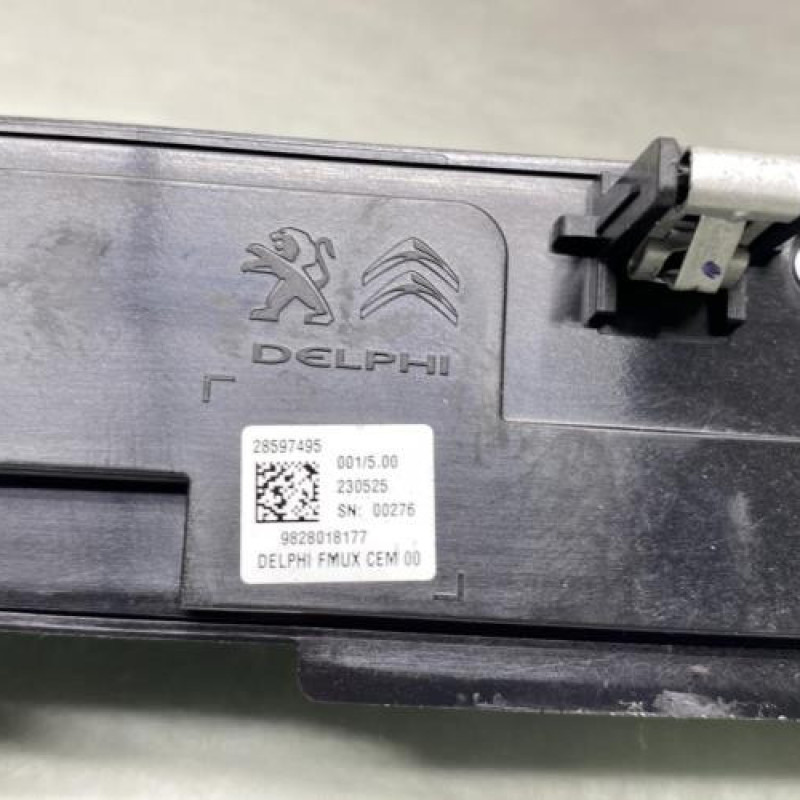 Bouton de warning CITROEN C5 AIRCROSS Photo n°6