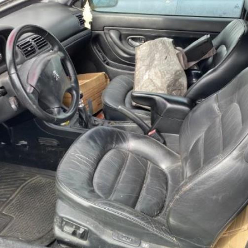 Air bag conducteur PEUGEOT 406 Photo n°16