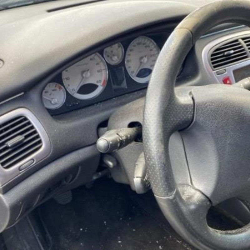 Air bag conducteur PEUGEOT 607 Photo n°19