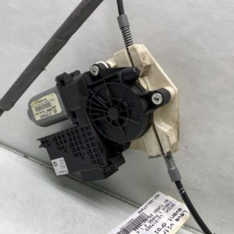 Leve vitre electrique avant droit SKODA FABIA 1 Photo n°6
