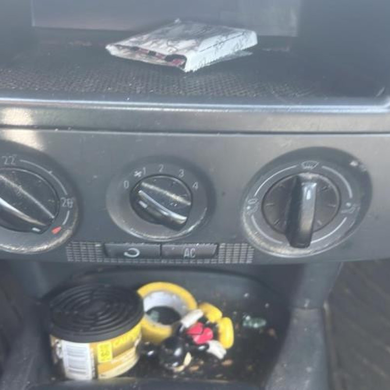 Leve vitre electrique avant droit SKODA FABIA 1 Photo n°16