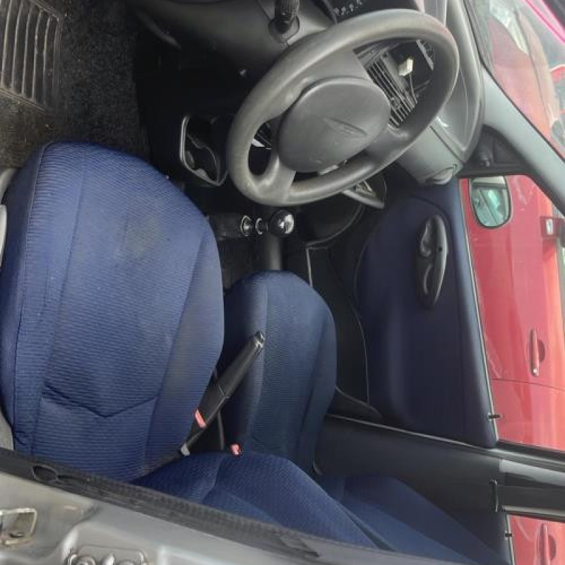 Leve vitre electrique avant droit FIAT PUNTO 2 Photo n°10