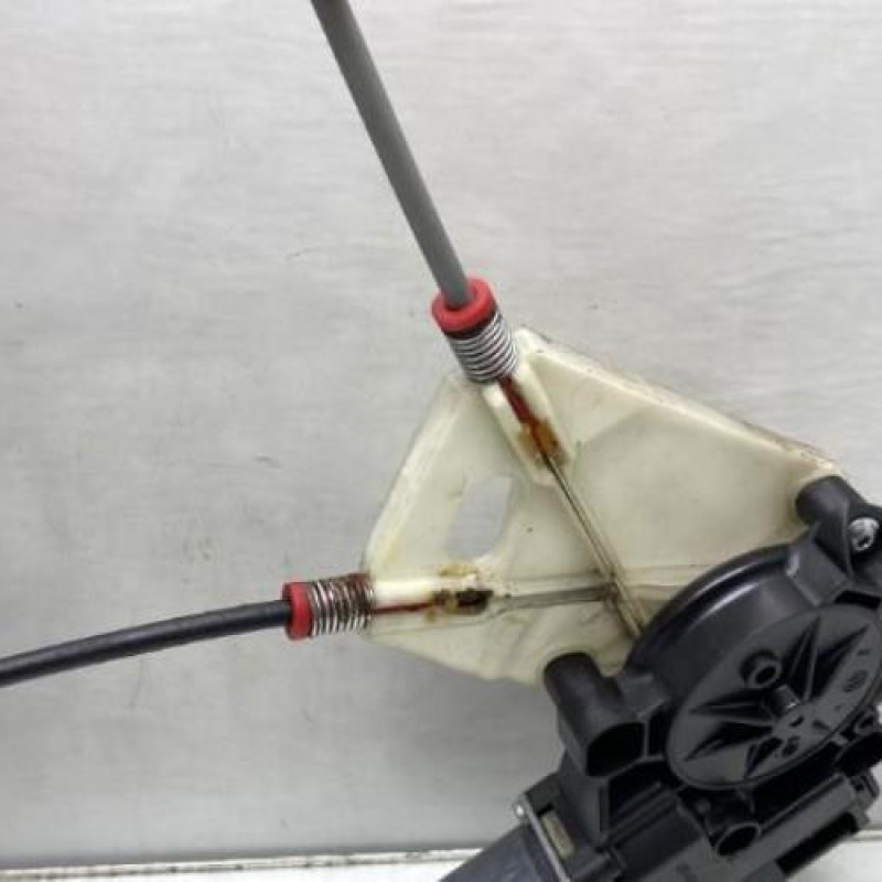 Leve vitre electrique avant droit VOLKSWAGEN POLO 5 Photo n°5