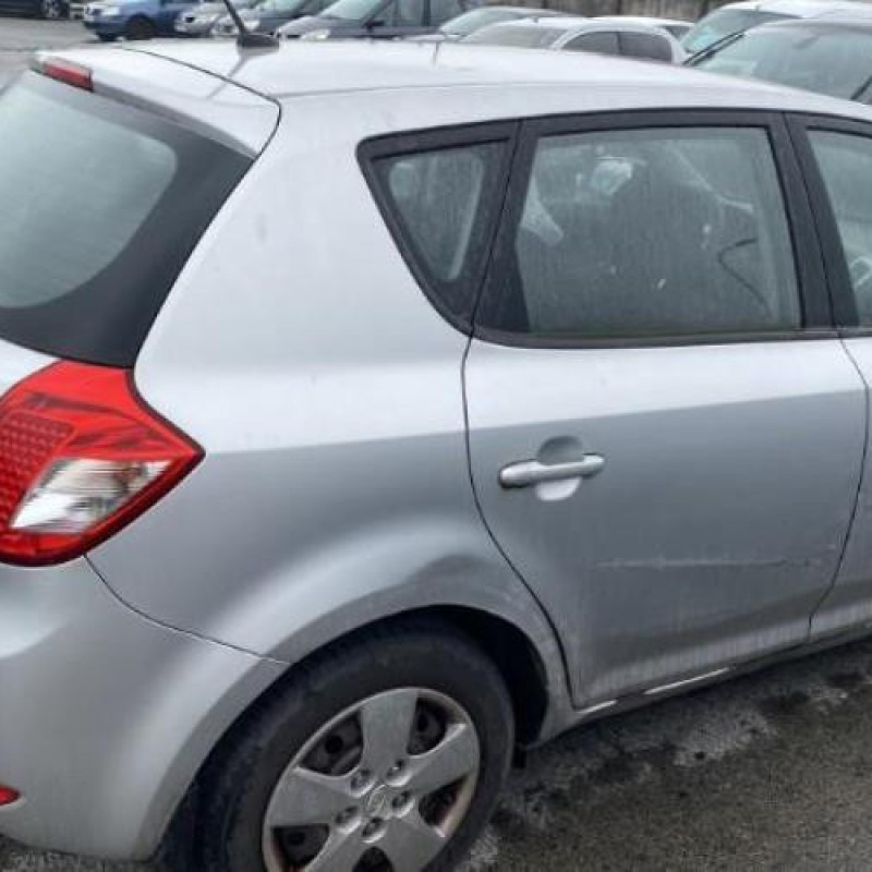 Moteur KIA CEE-D 1 Photo n°16