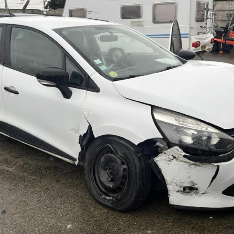 Compresseur clim RENAULT CLIO 4 Photo n°5