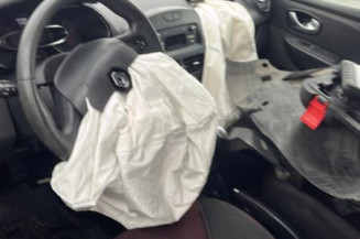 Compresseur clim RENAULT CLIO 4