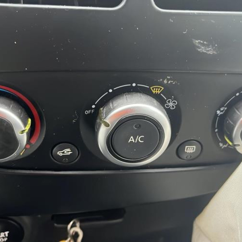 Compresseur clim RENAULT CLIO 4 Photo n°14