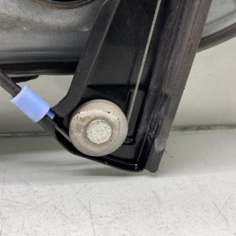 Leve vitre electrique avant gauche SEAT IBIZA 3 Photo n°6