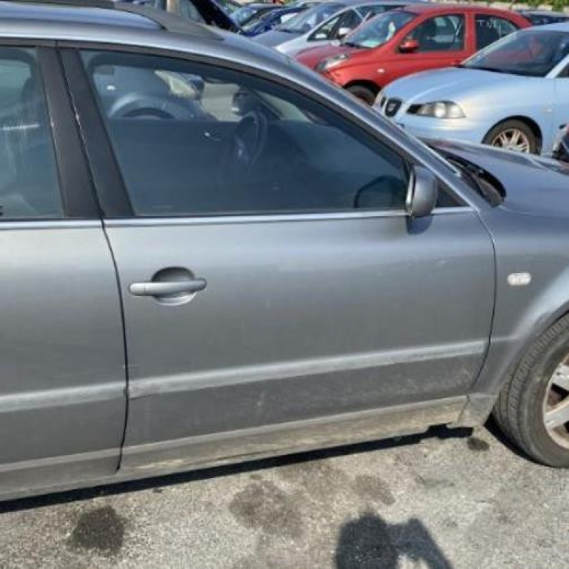 Retroviseur droit VOLKSWAGEN PASSAT 4 Photo n°15