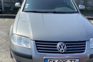 Retroviseur droit VOLKSWAGEN PASSAT 4