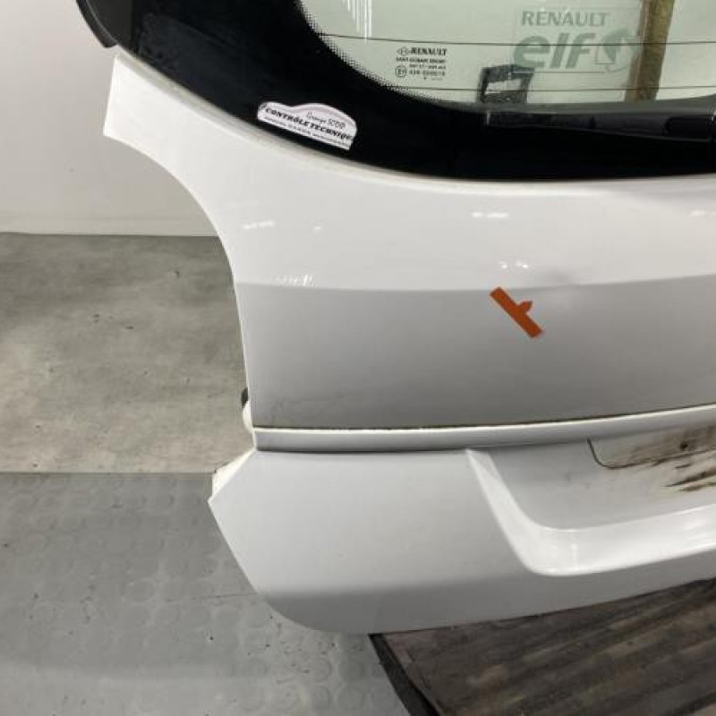 Malle/Hayon arriere RENAULT GRAND MODUS Photo n°7
