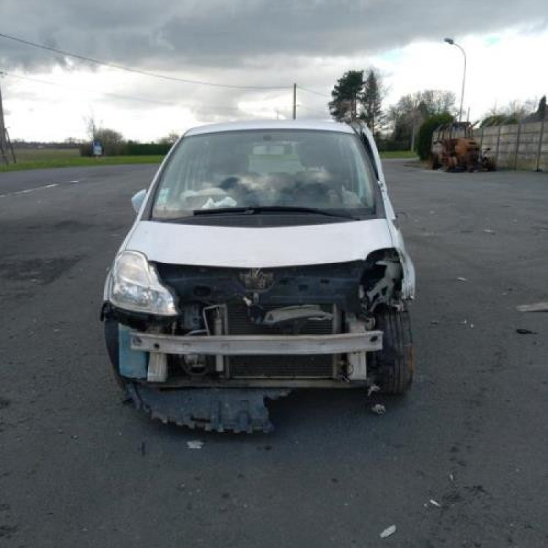 Malle/Hayon arriere RENAULT GRAND MODUS Photo n°14