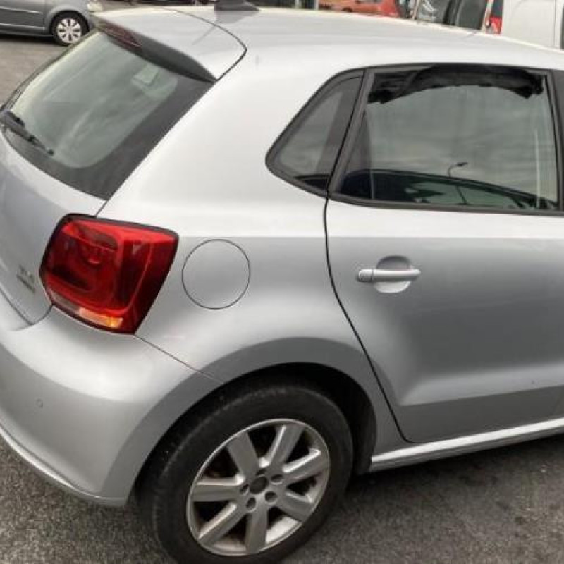Compresseur clim VOLKSWAGEN POLO 5 Photo n°13