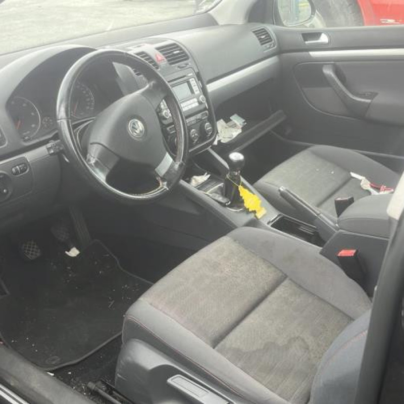 Feu arriere principal droit (feux) VOLKSWAGEN GOLF 5 Photo n°9