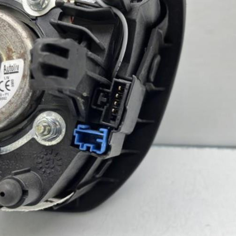 Air bag conducteur PEUGEOT 208 1 Photo n°4