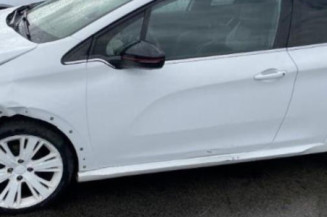 Air bag conducteur PEUGEOT 208 1