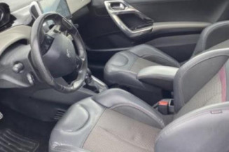 Air bag conducteur PEUGEOT 208 1