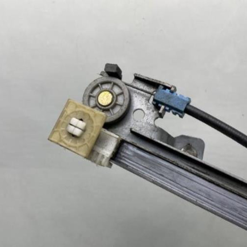 Leve vitre electrique avant gauche CITROEN SAXO Photo n°4