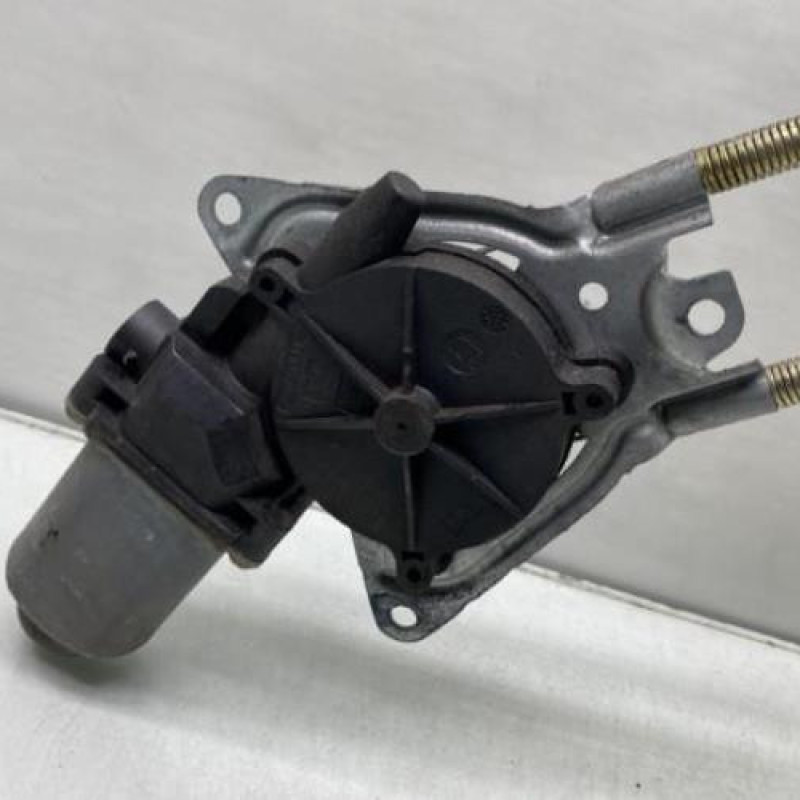 Leve vitre electrique avant gauche CITROEN SAXO Photo n°6