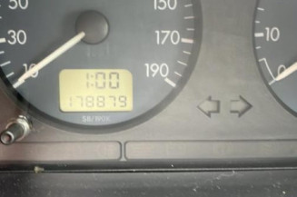 Leve vitre electrique avant gauche CITROEN SAXO