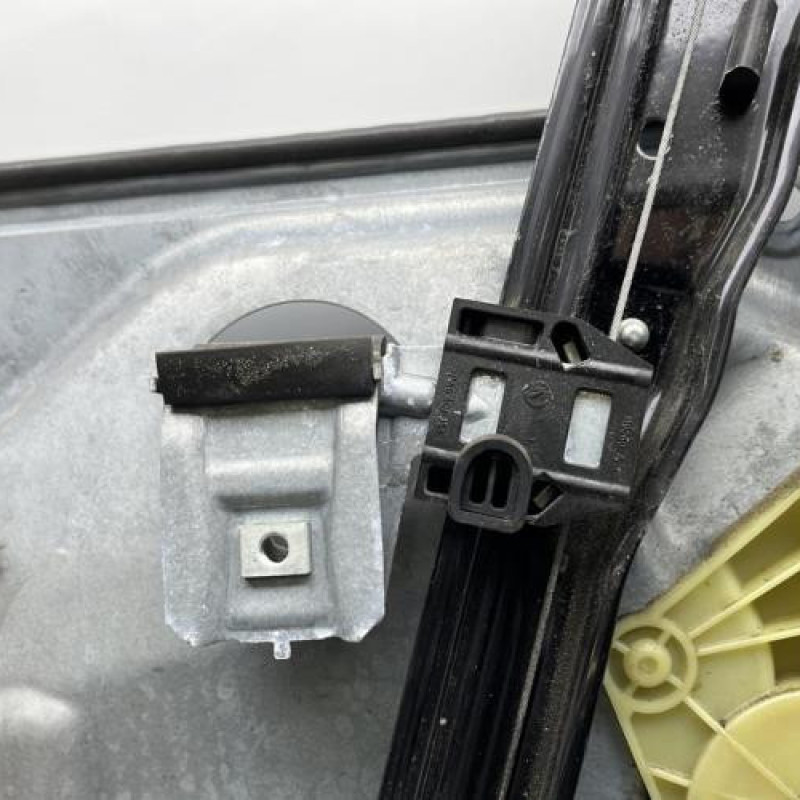 Leve vitre electrique avant gauche SEAT TOLEDO 2 Photo n°5
