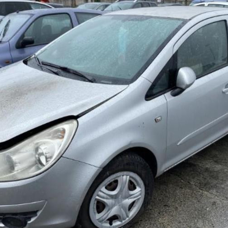 Feu arriere principal droit (feux) OPEL CORSA D Photo n°6