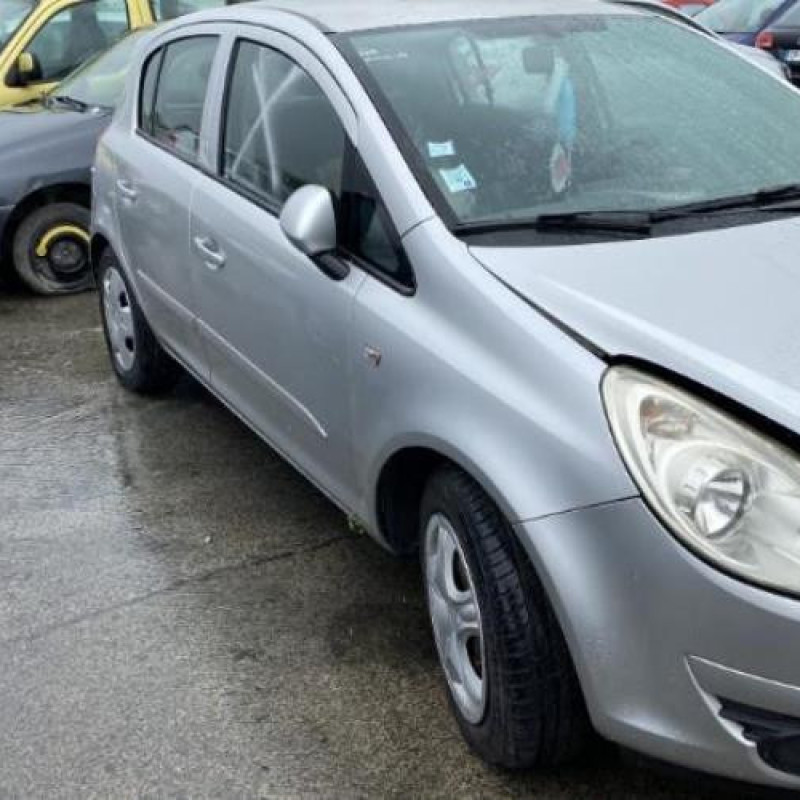 Feu arriere principal droit (feux) OPEL CORSA D Photo n°7