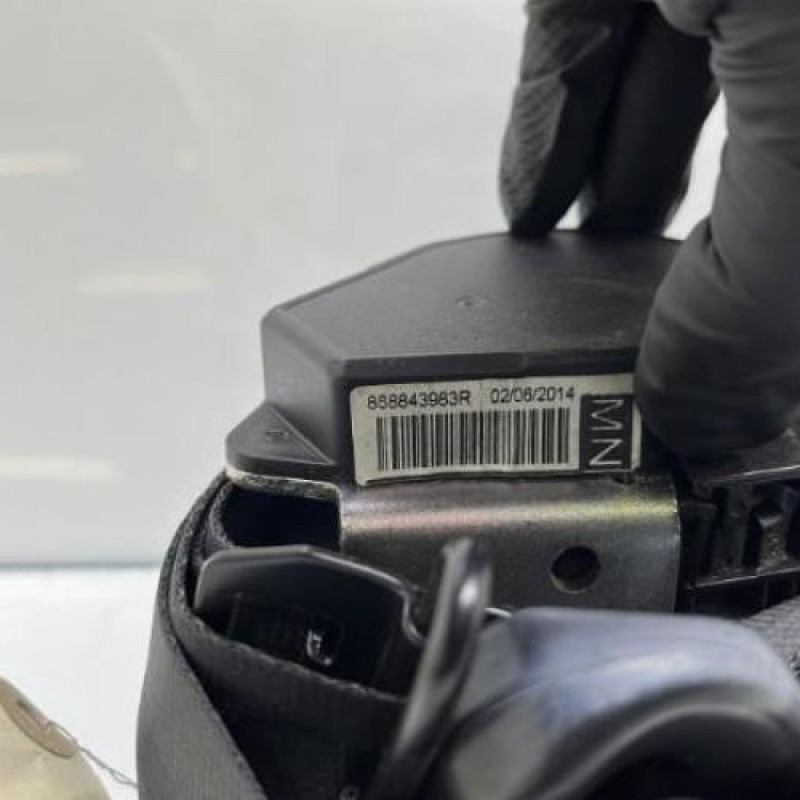 Pretensionneur de ceinture avant droit RENAULT CLIO 4 Photo n°4