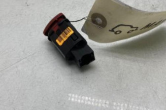 Bouton de warning LANCIA DELTA 3
