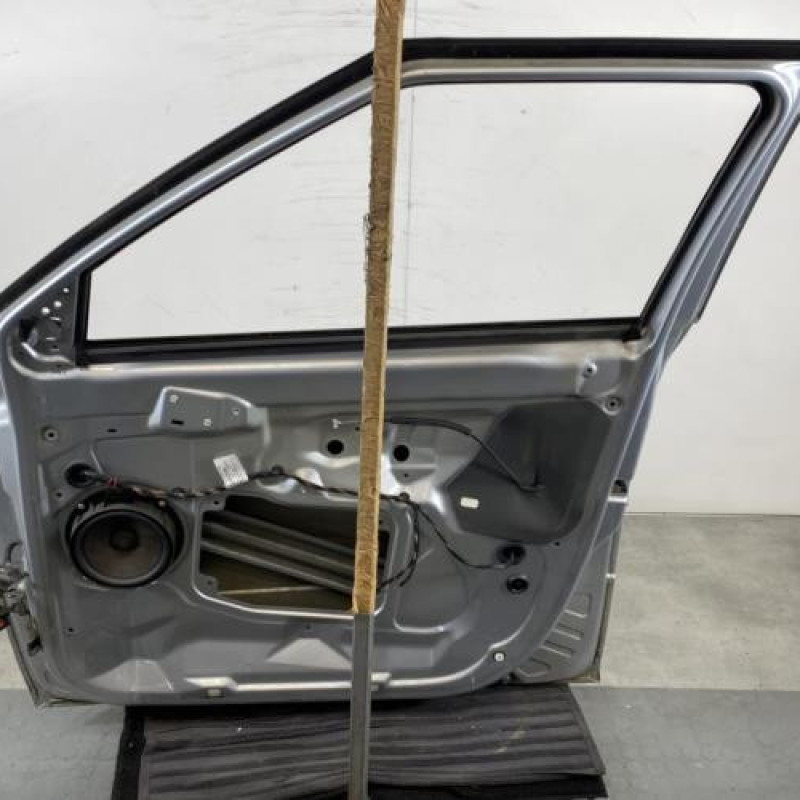 Porte avant droit SKODA FABIA 2 Photo n°6