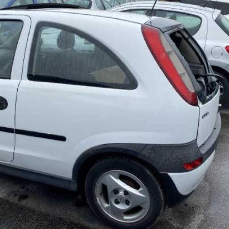 Retroviseur droit OPEL CORSA C Photo n°16