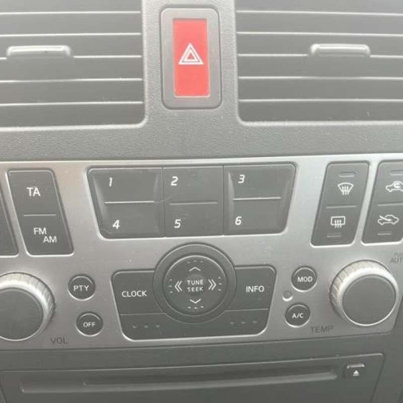 Porte avant gauche NISSAN ALMERA 2 Photo n°18