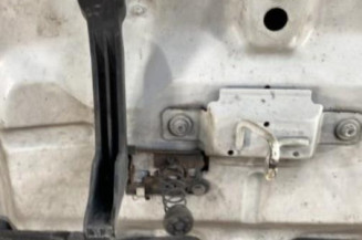 Capot RENAULT MEGANE 3