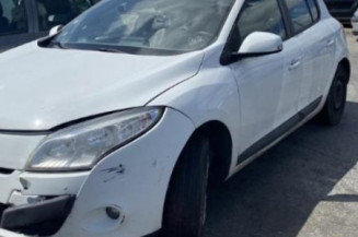Capot RENAULT MEGANE 3