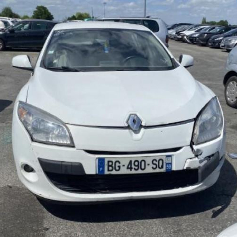 Capot RENAULT MEGANE 3 Photo n°20