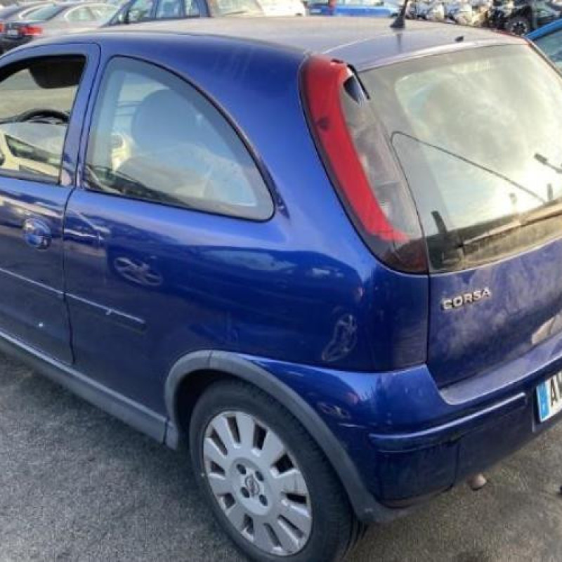 Capot OPEL CORSA C Photo n°13