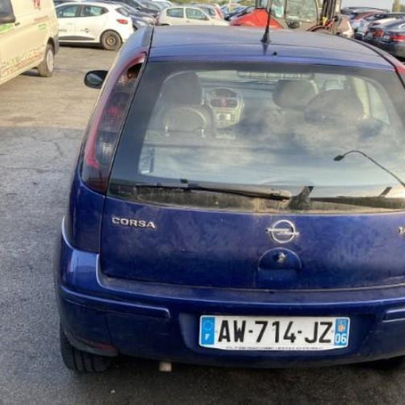 Capot OPEL CORSA C Photo n°14