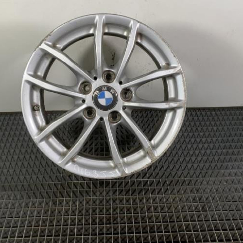 Jante BMW SERIE 1 F20 Photo n°1